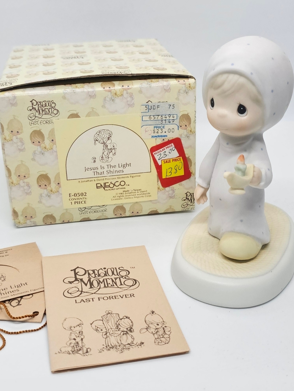 Precious Moments Figurine Jesus is the Light that Shines 5" Figurine Girl Candle